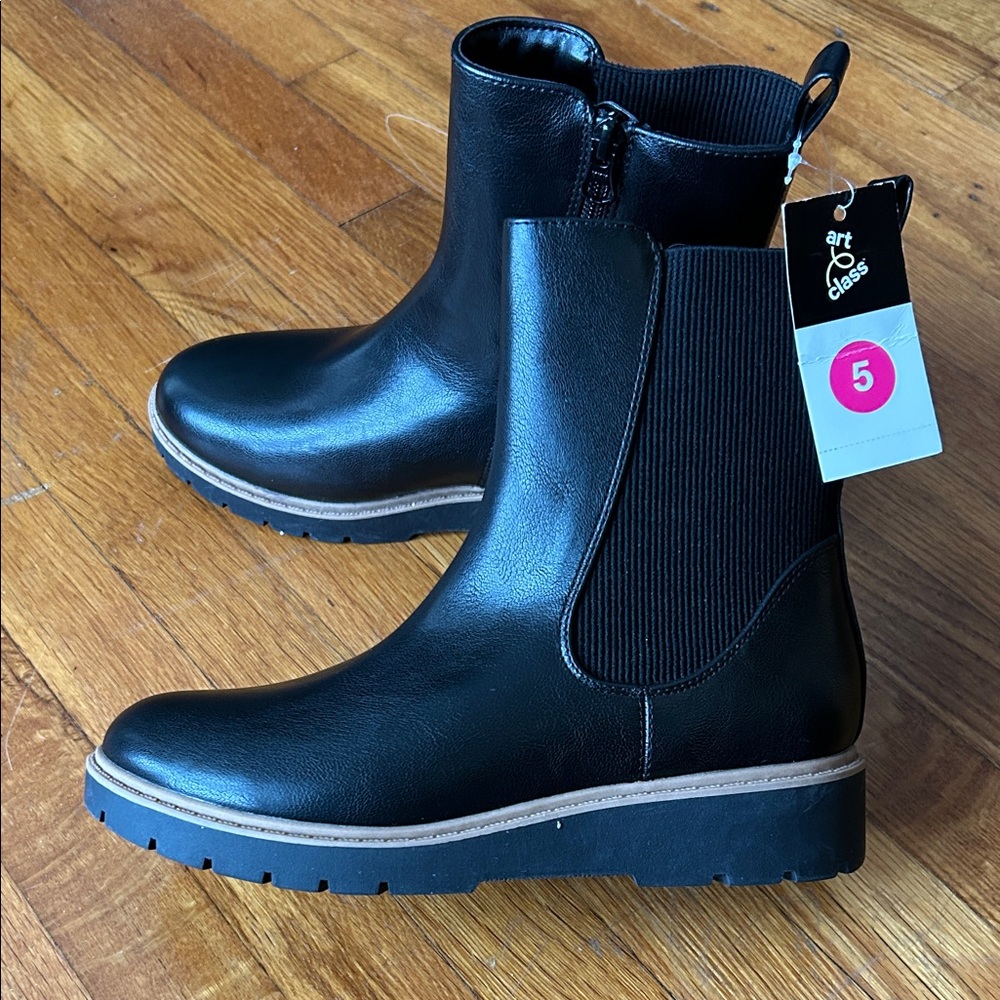 Art Class Black Ankle Boots